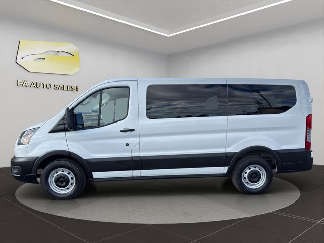 2022 Ford Transit Passenger XL photo 4