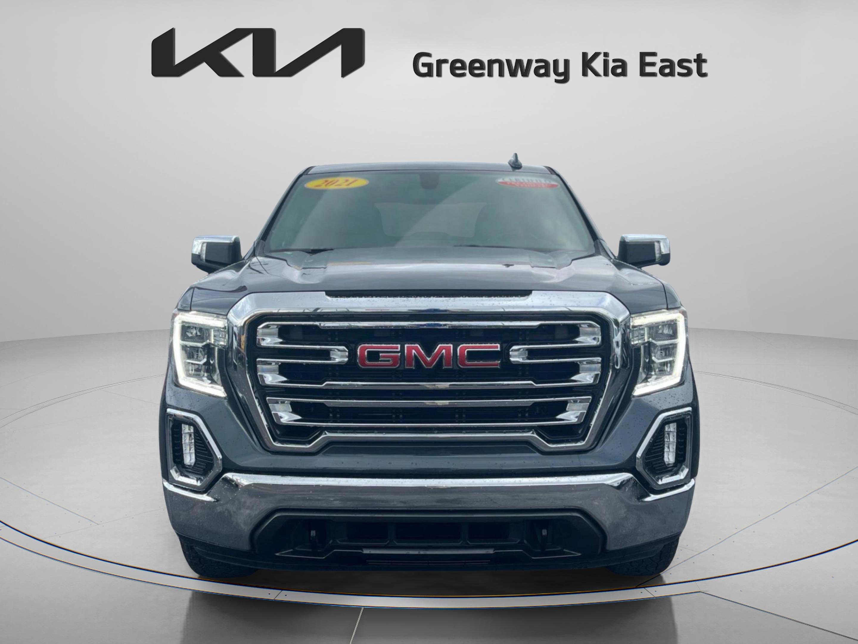 2021 Gmc Sierra 1500 SLT photo 2