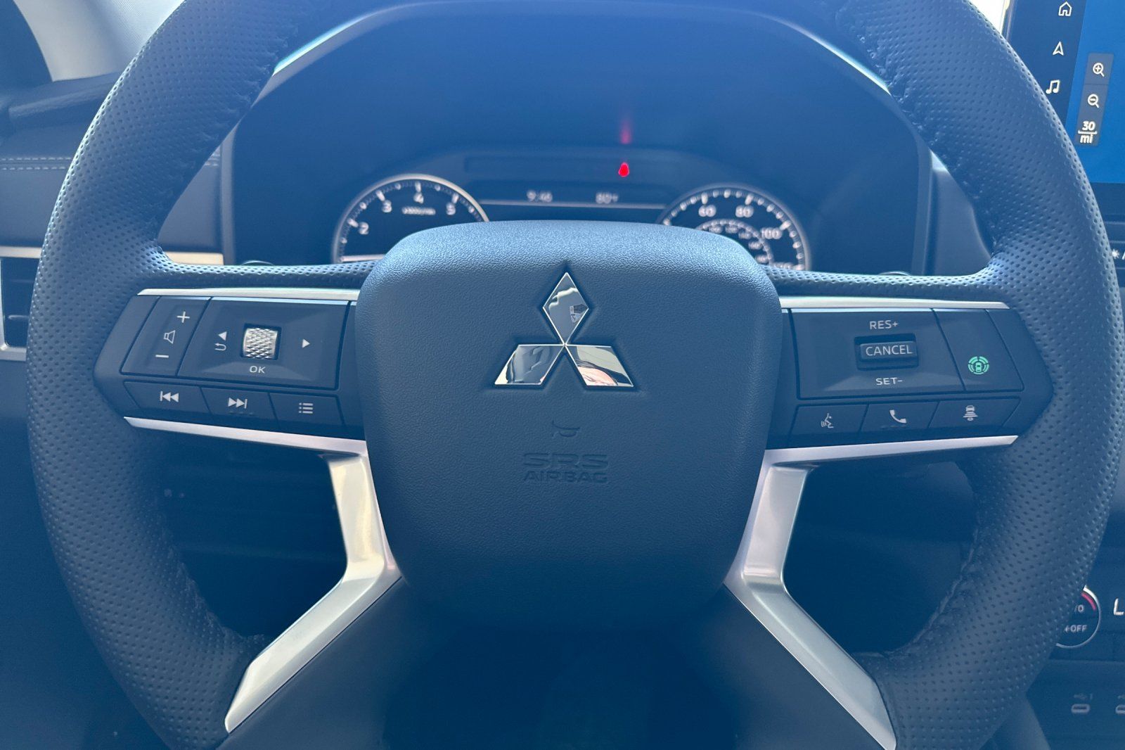 2025 Mitsubishi Outlander SE photo 21