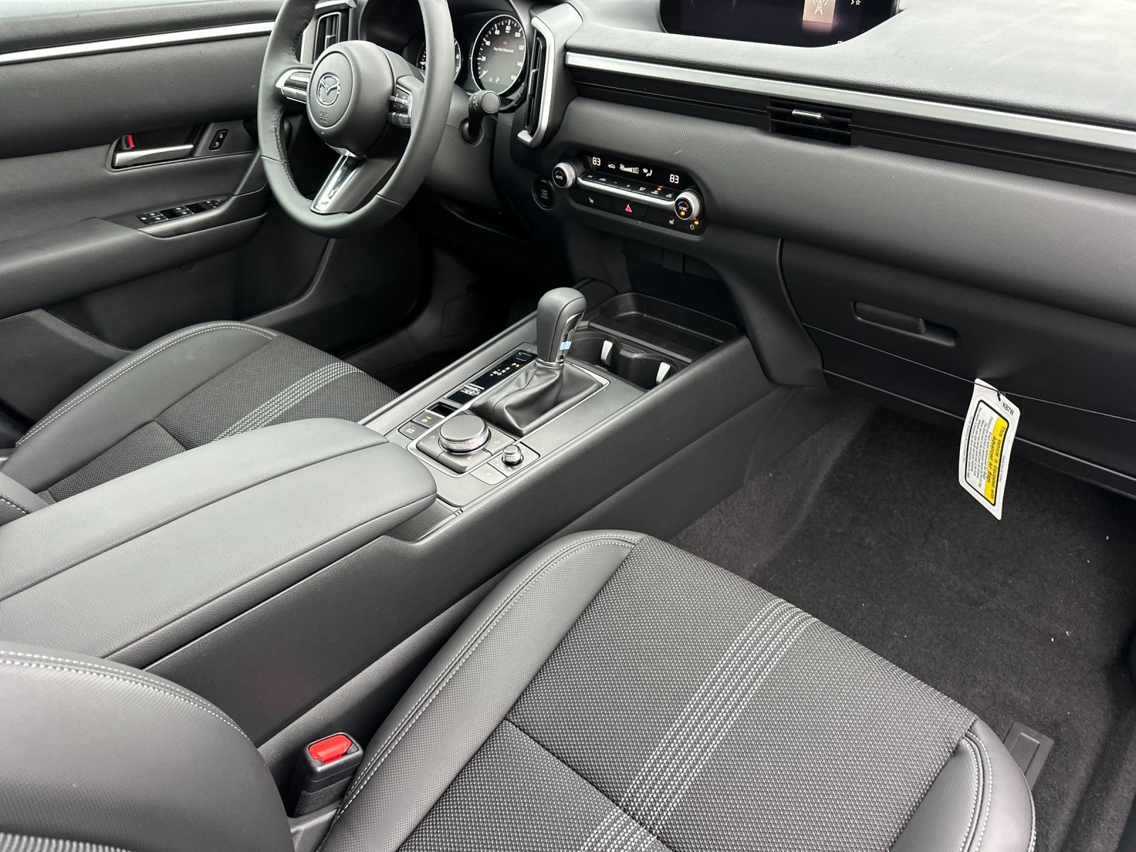 2025 Mazda CX-50 2.5 S Premium photo 9