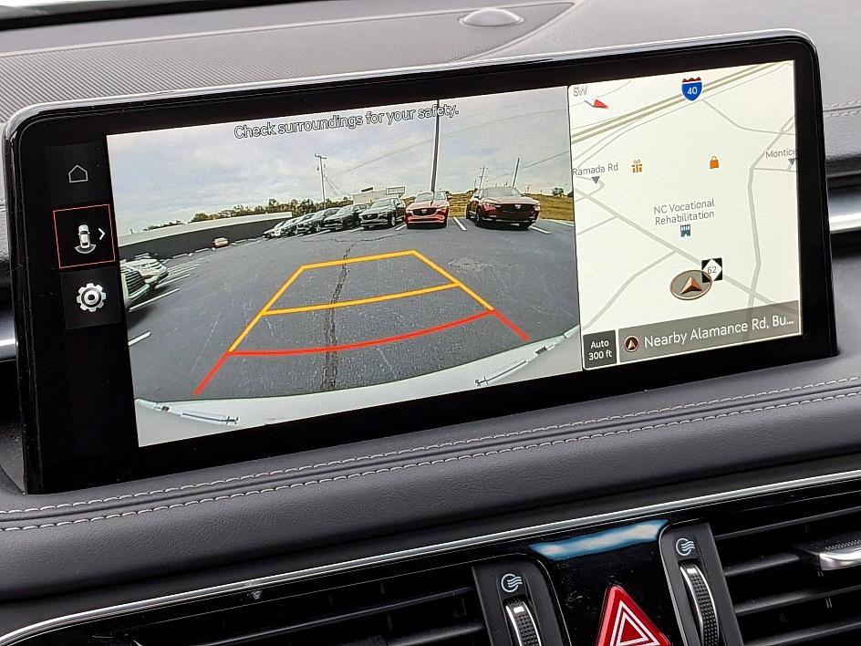 2023 Genesis G70 2.0T photo 21