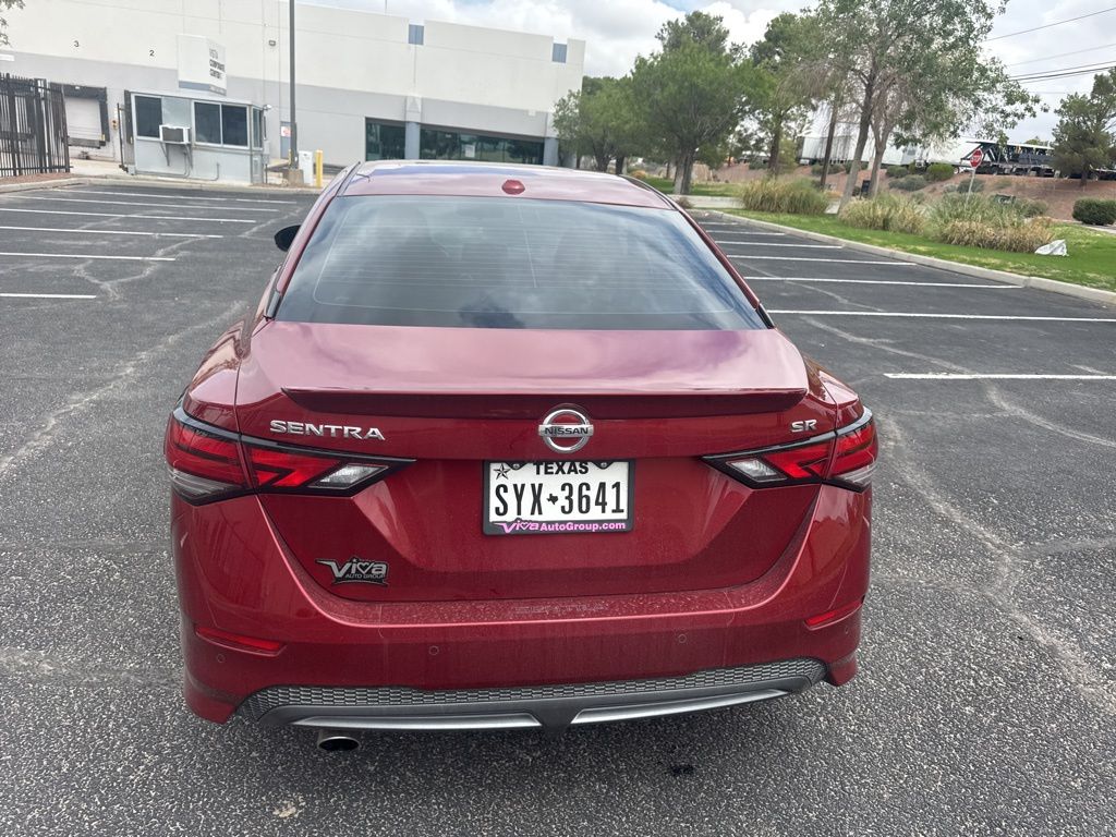 2023 Nissan Sentra SR photo 14