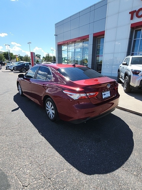 2020 Toyota Camry Hybrid LE photo 4