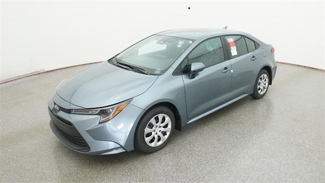 2026 Toyota Corolla LE's photo