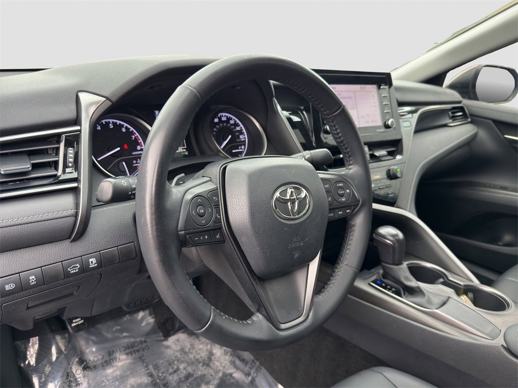 2021 Toyota Camry SE photo 9