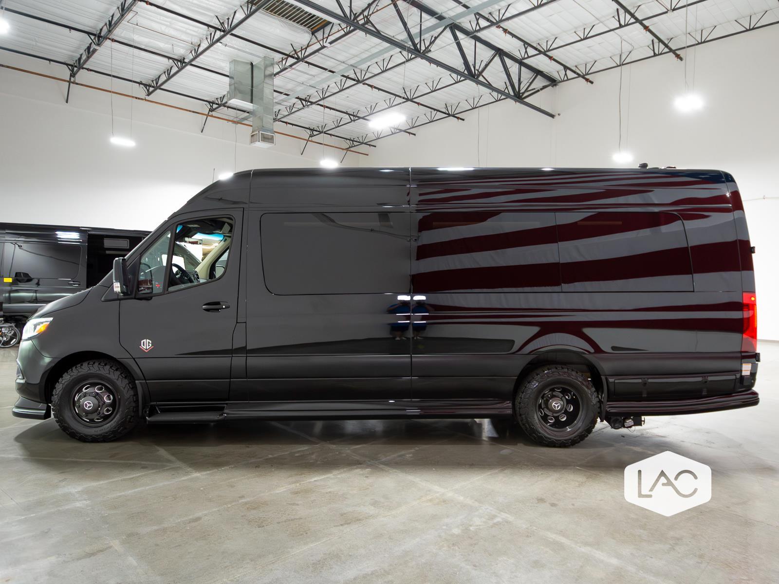 2024 Mercedes Benz Sprinter 3500 photo 8