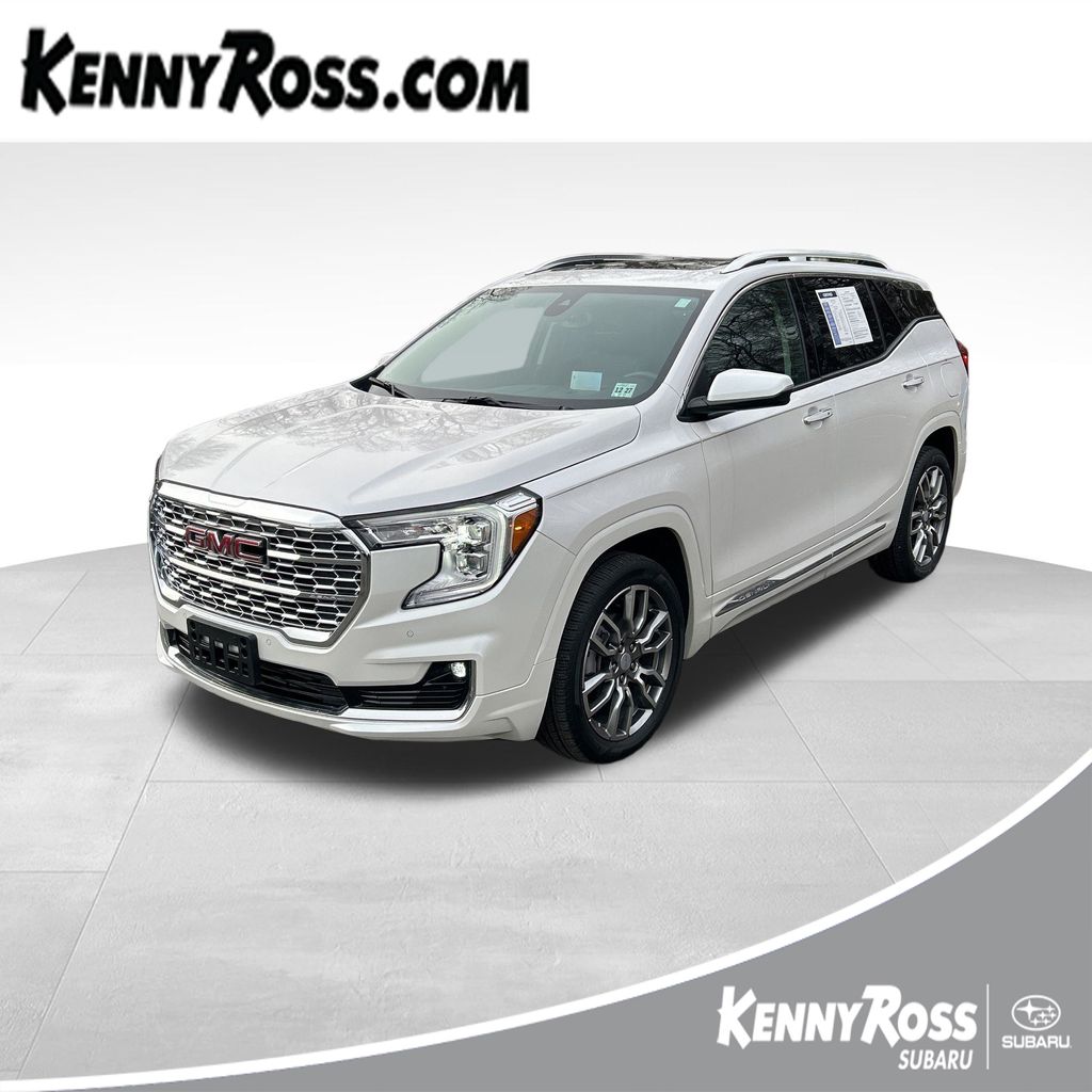 2022 GMC Terrain Denali's photo