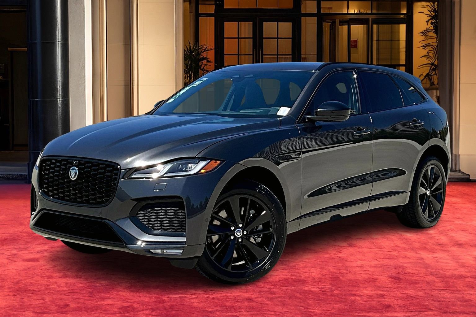 2026 Jaguar F-Pace R-Dynamic S's photo