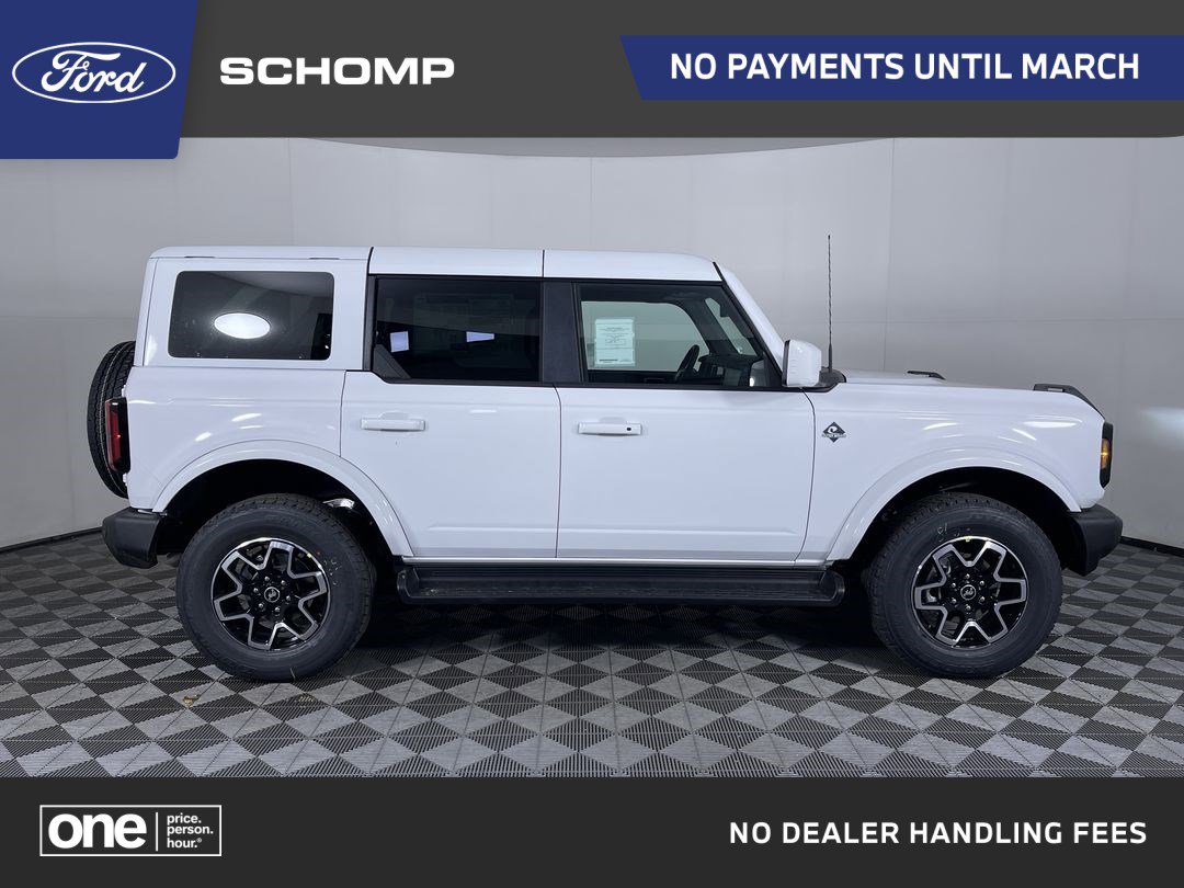 2025 Ford Bronco 4-Door Outer Banks's photo