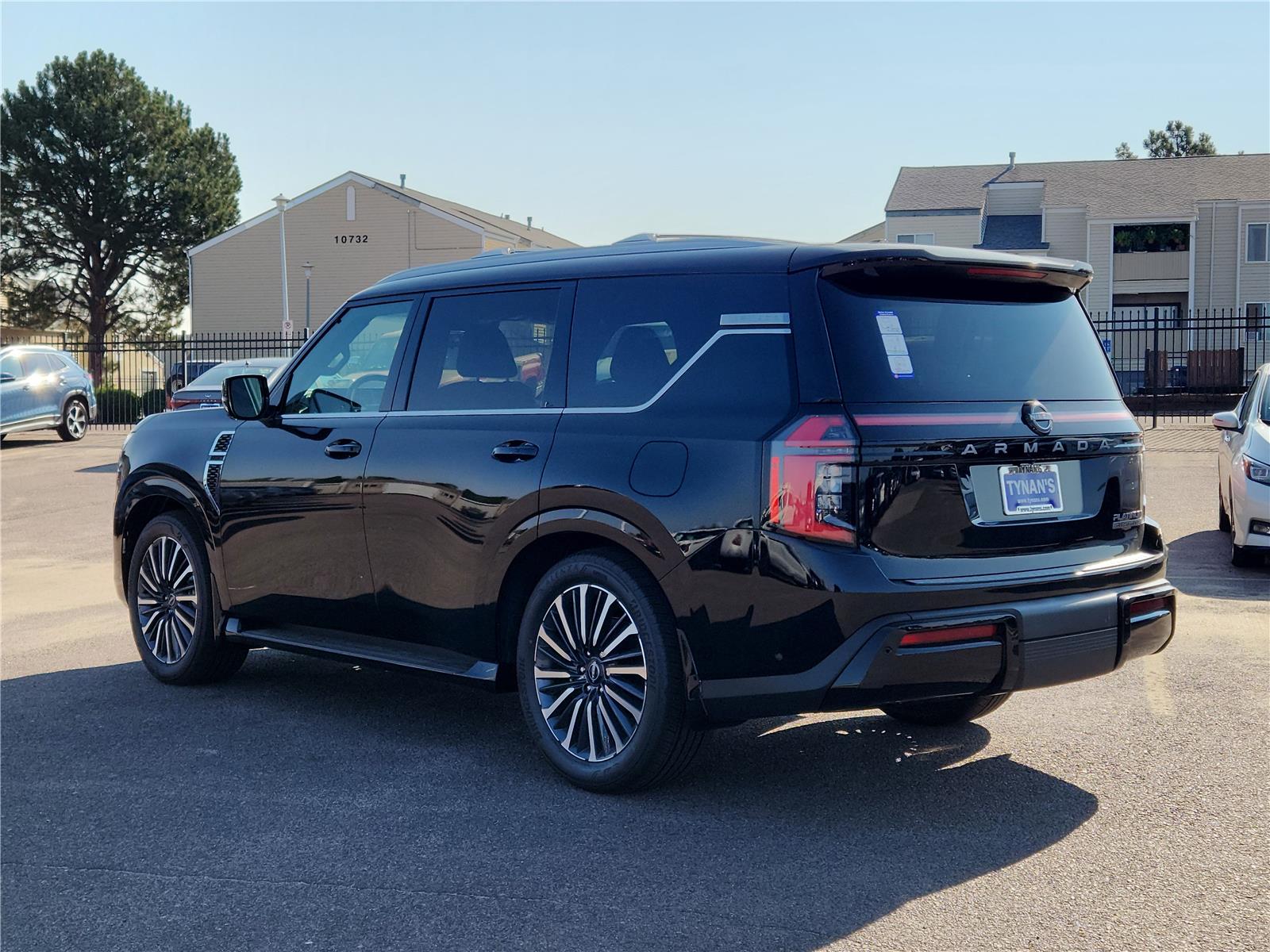 2025 Nissan Armada Platinum Reserve photo 4