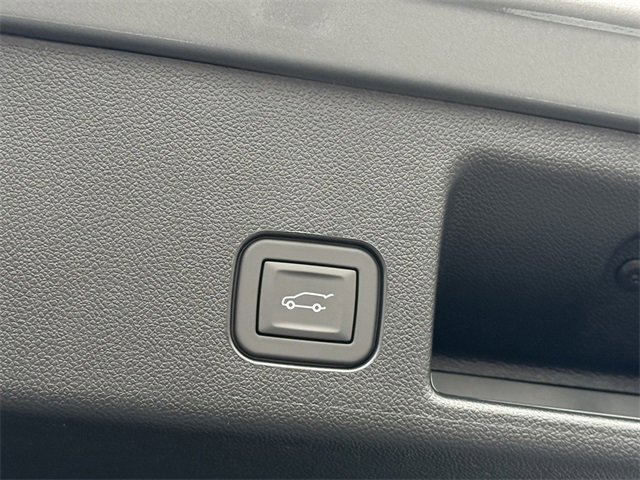 2026 Chevrolet Equinox EV 1LT photo 4