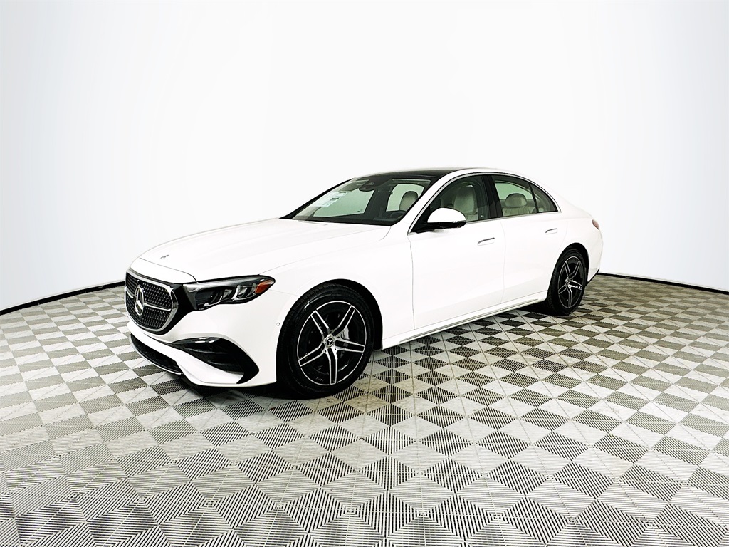 2025 Mercedes Benz E 350 photo 3