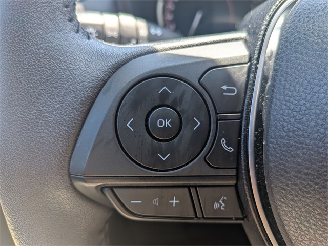 2023 Toyota RAV4 XLE Premium photo 12