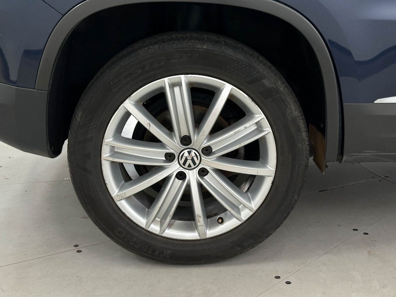 2016 Volkswagen Tiguan S photo 28