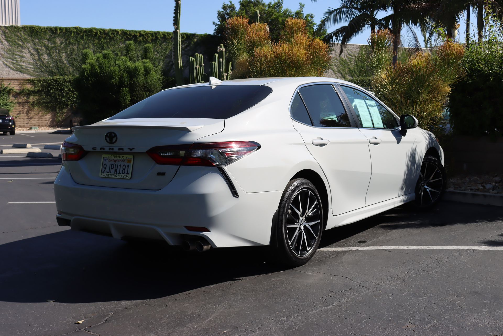 2024 Toyota Camry SE photo 2