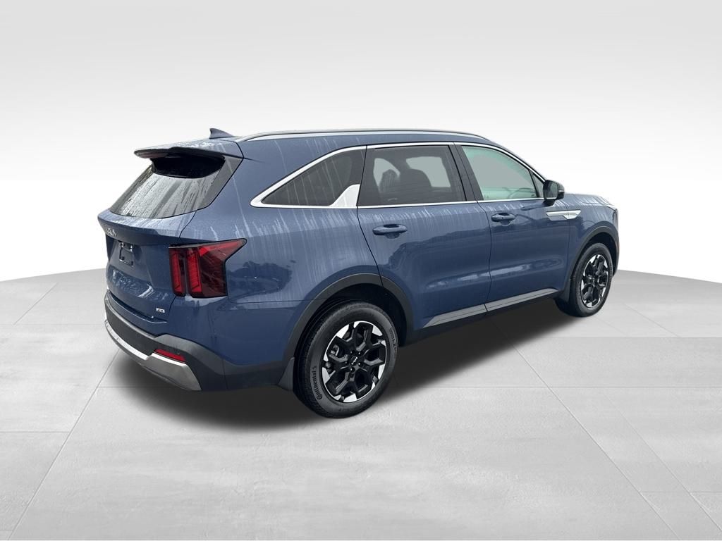 2025 Kia Sorento S photo 4