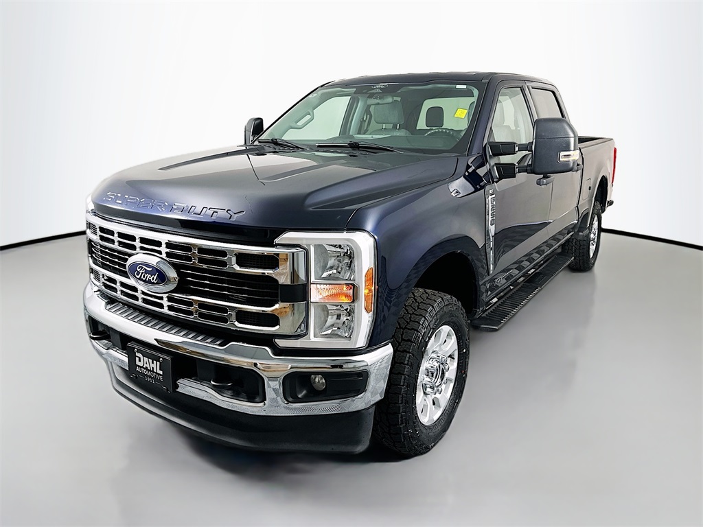 2024 Ford F-250 XLT photo 3