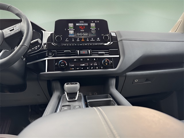 2025 Nissan Pathfinder SL photo 15