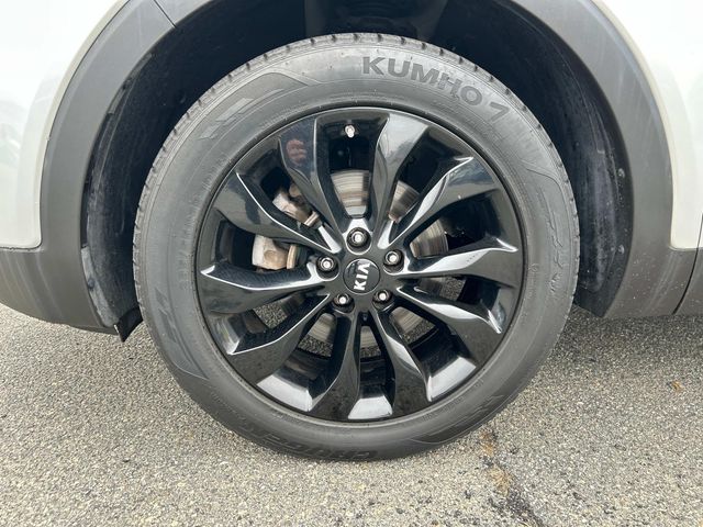 2019 Kia Sorento S photo 28