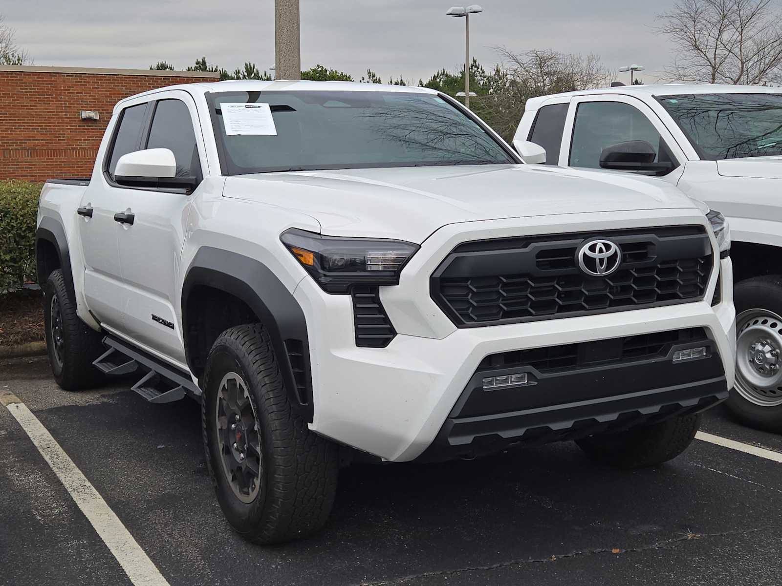 2024 Toyota Tacoma TRD Off Road's photo