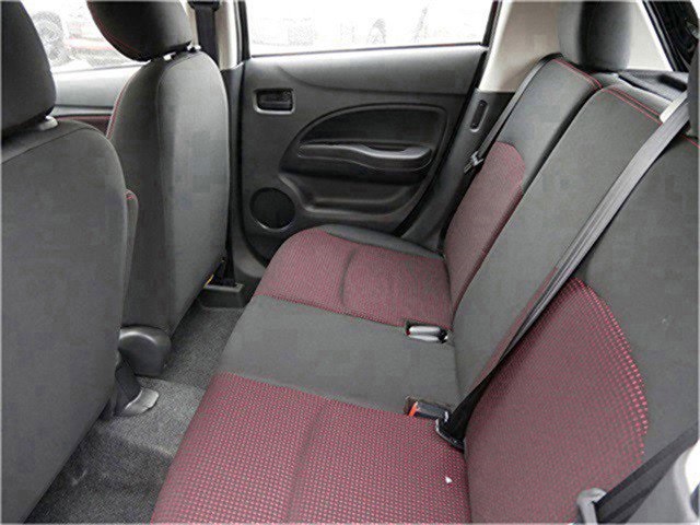 2024 Mitsubishi Mirage Black Edition photo 4