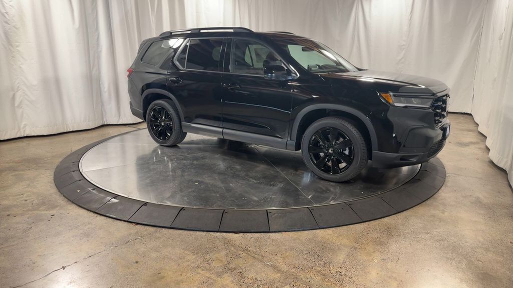 2025 Honda Pilot Black Edition photo 2