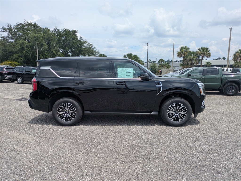 2025 Nissan Armada SL photo 2