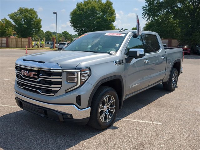 2024 GMC Sierra 1500 SLT's photo