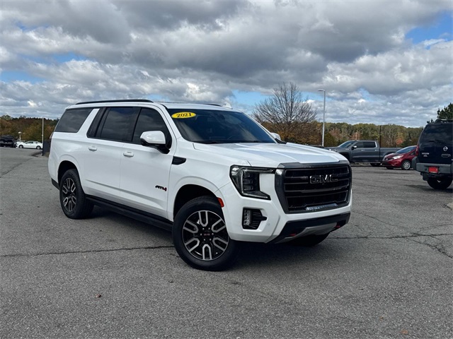2021 Gmc Yukon XL AT4 photo 2