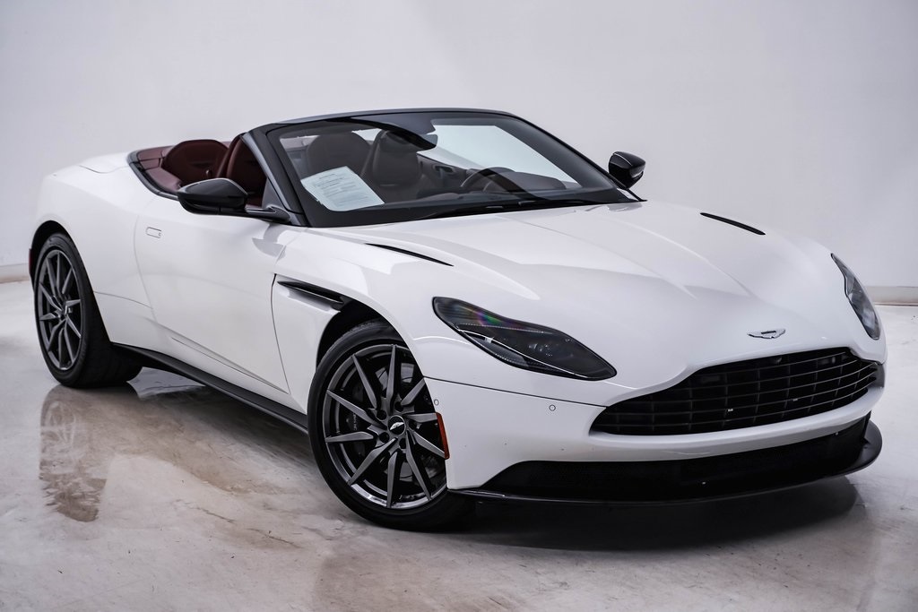 2021 Aston Martin DB11 AM5 photo 3