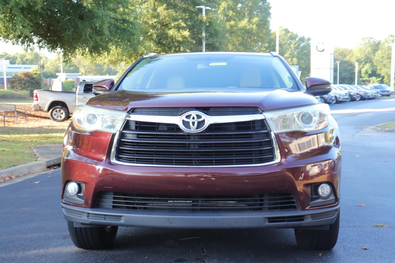 Used 2014 Toyota Highlander XLE with VIN 5TDJKRFH0ES007244 for sale in Bogart, GA