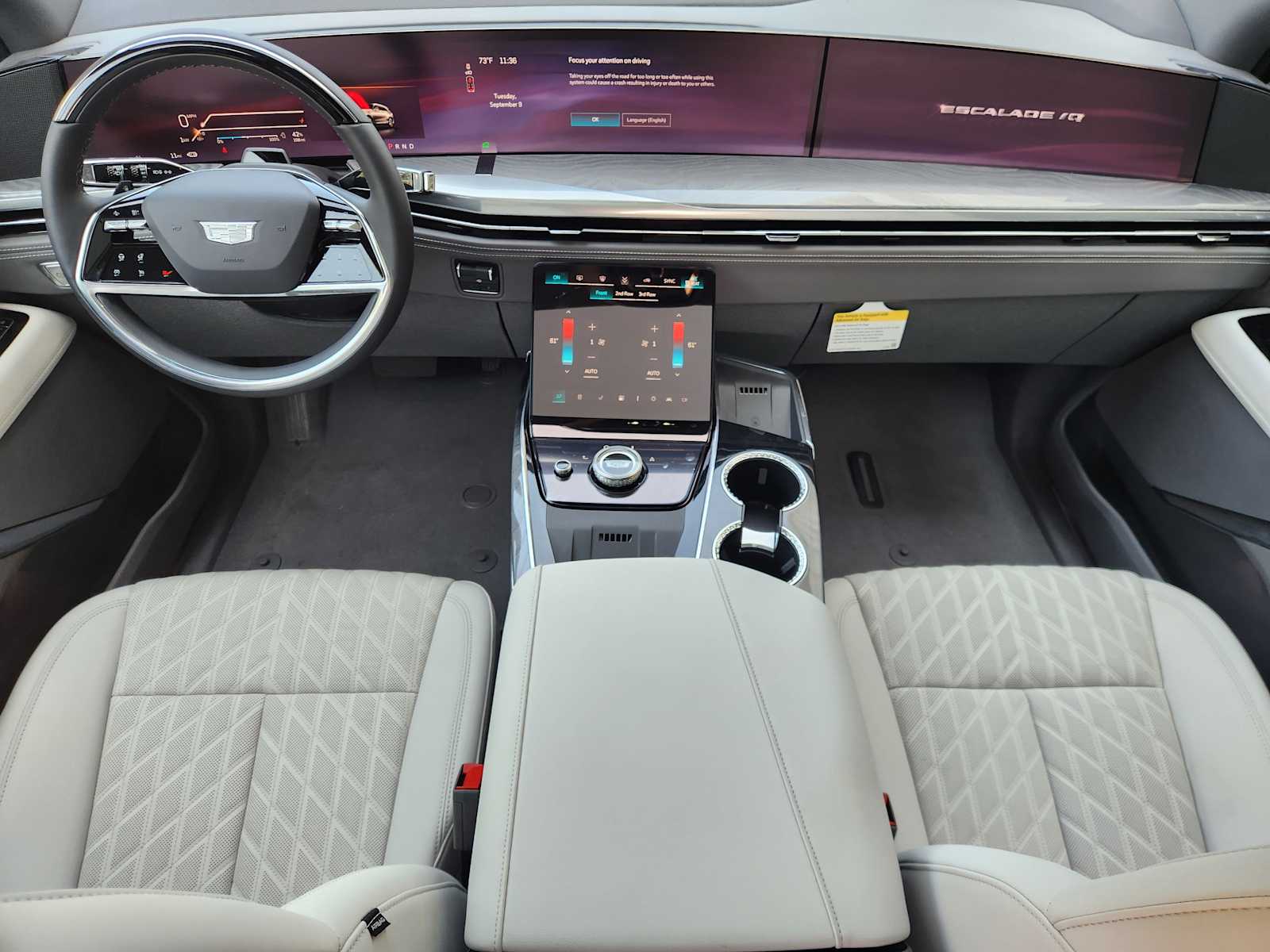 2025 Cadillac Escalade IQ Luxury photo 18
