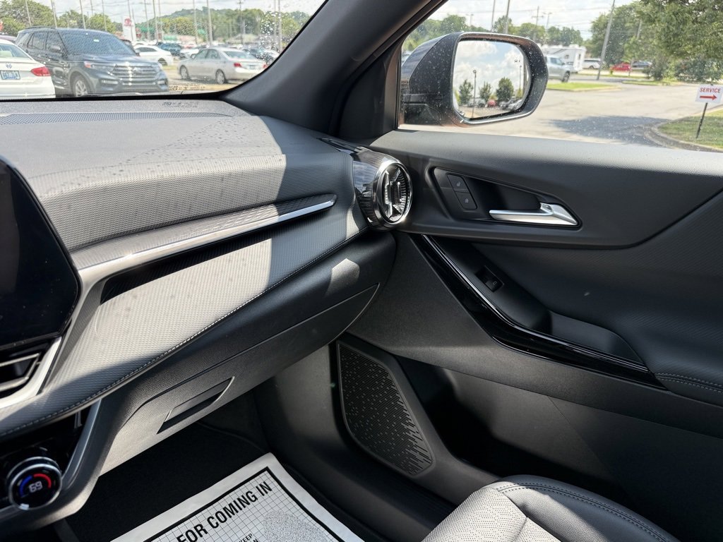 2026 Chevrolet Equinox LT photo 18