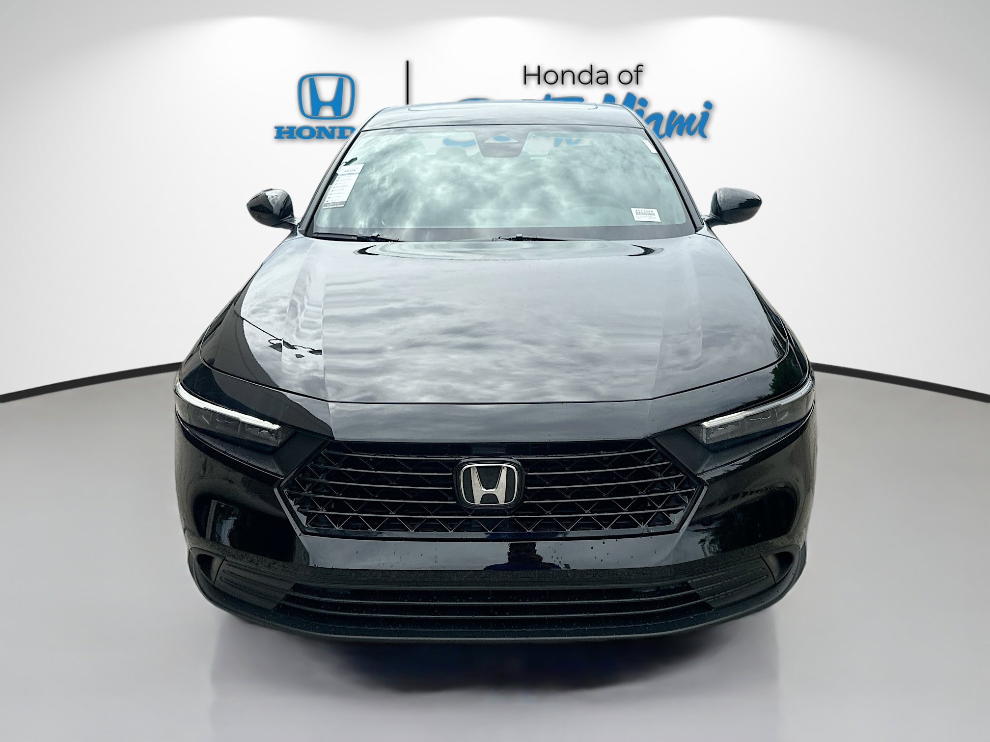 2025 Honda Accord Hybrid Sport photo 2