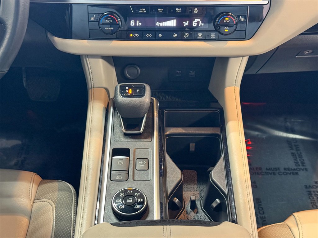 2022 Nissan Pathfinder SL photo 31