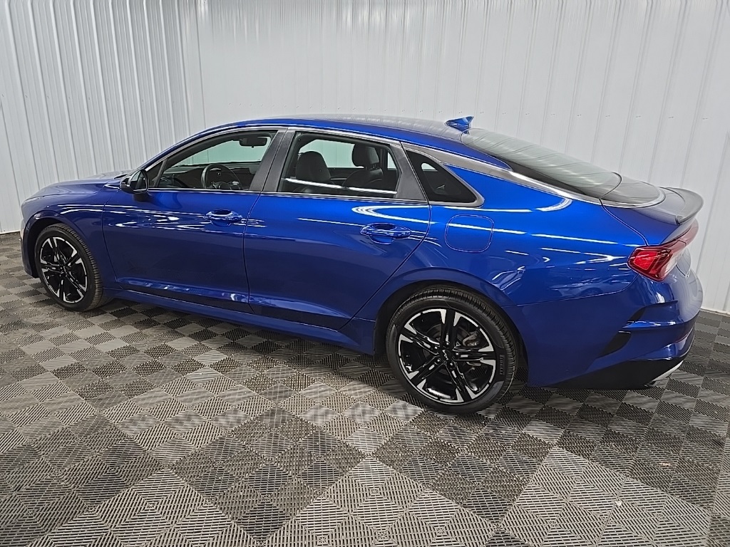 2023 Kia K5 GT-Line photo 4