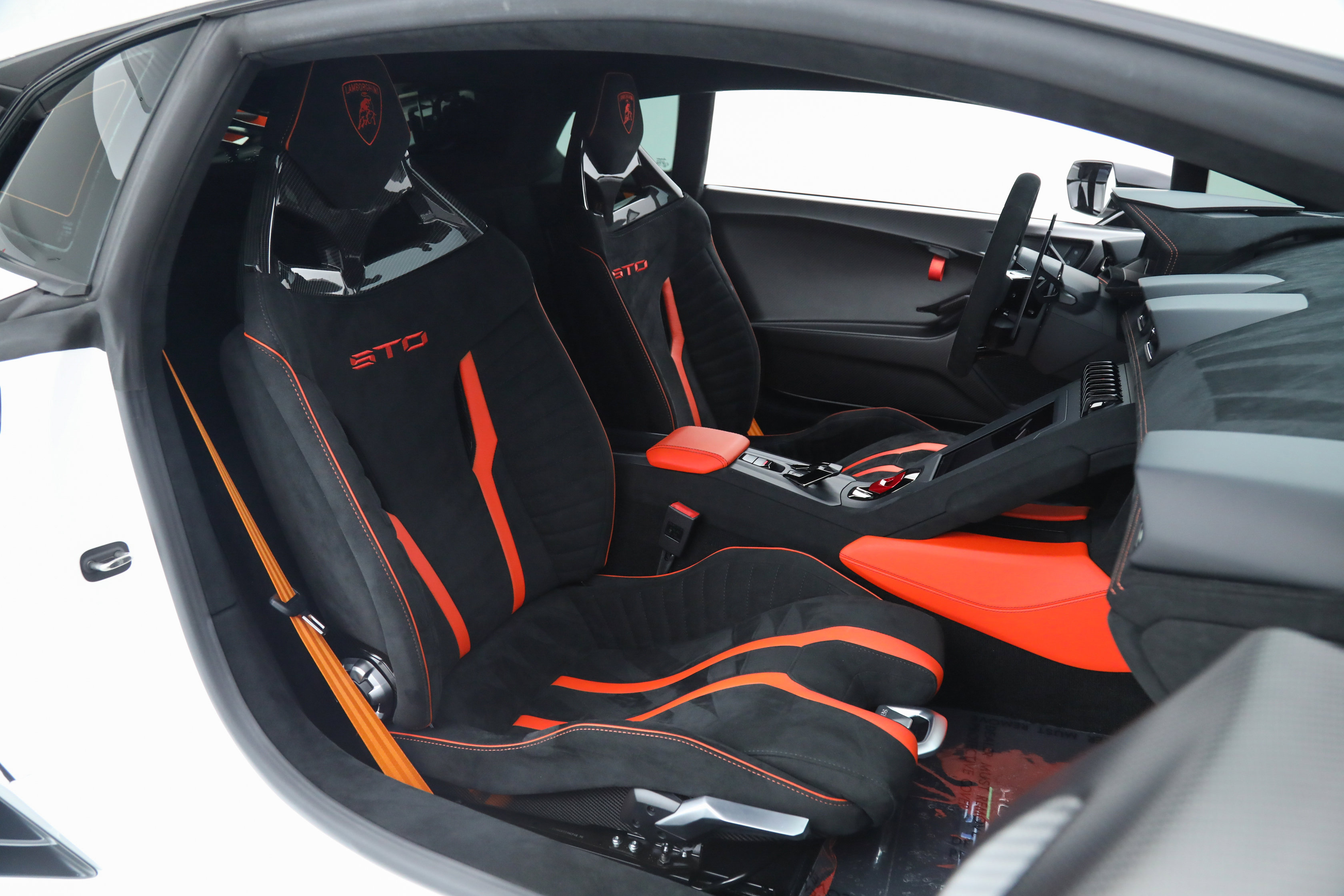 2022 Lamborghini Huracan STO photo 22