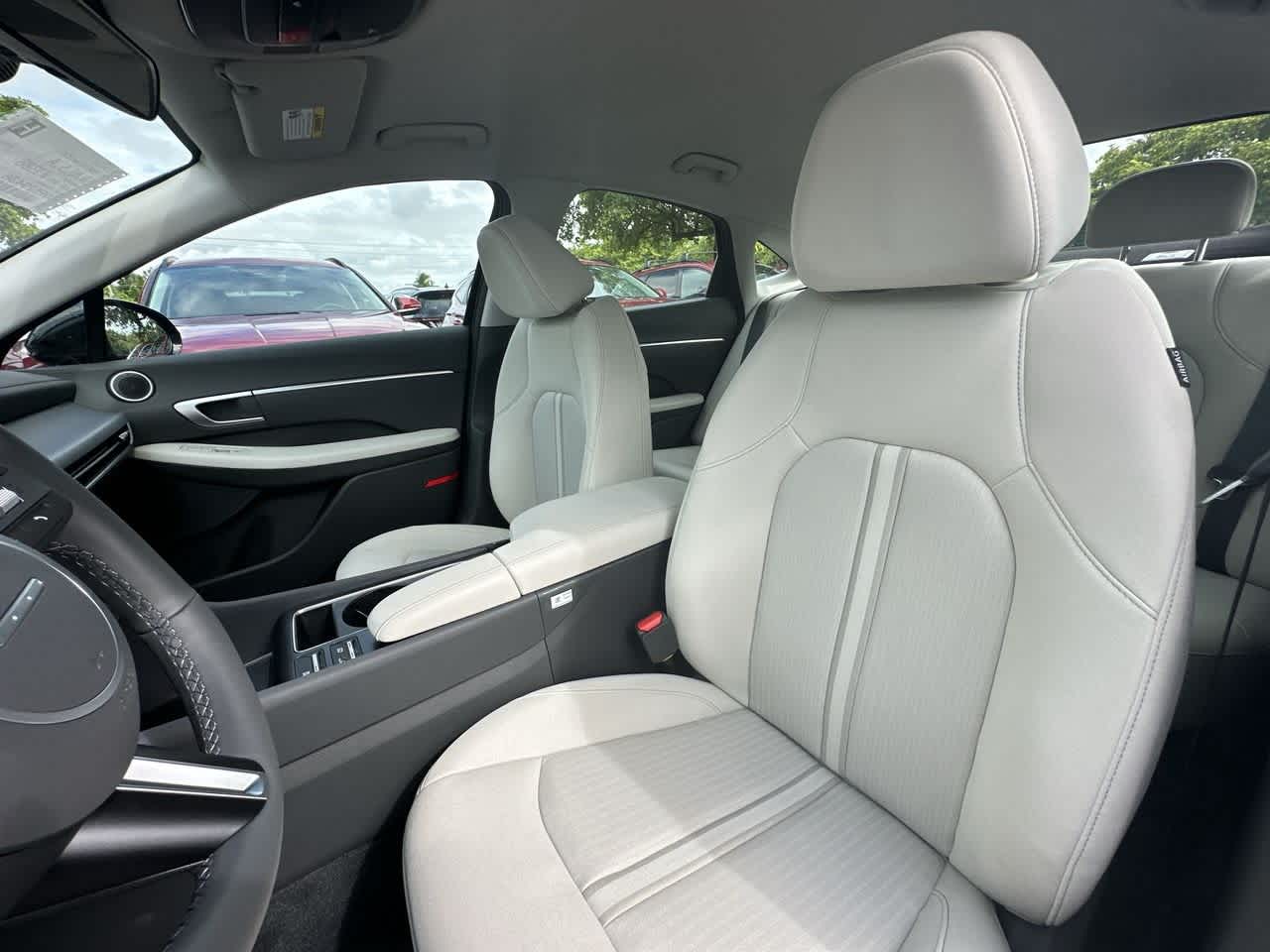 2026 Hyundai Sonata SEL Sport photo 12