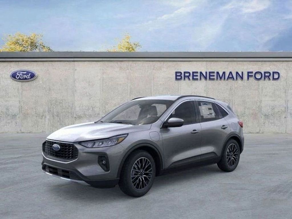 2025 Ford Escape PHEV's photo