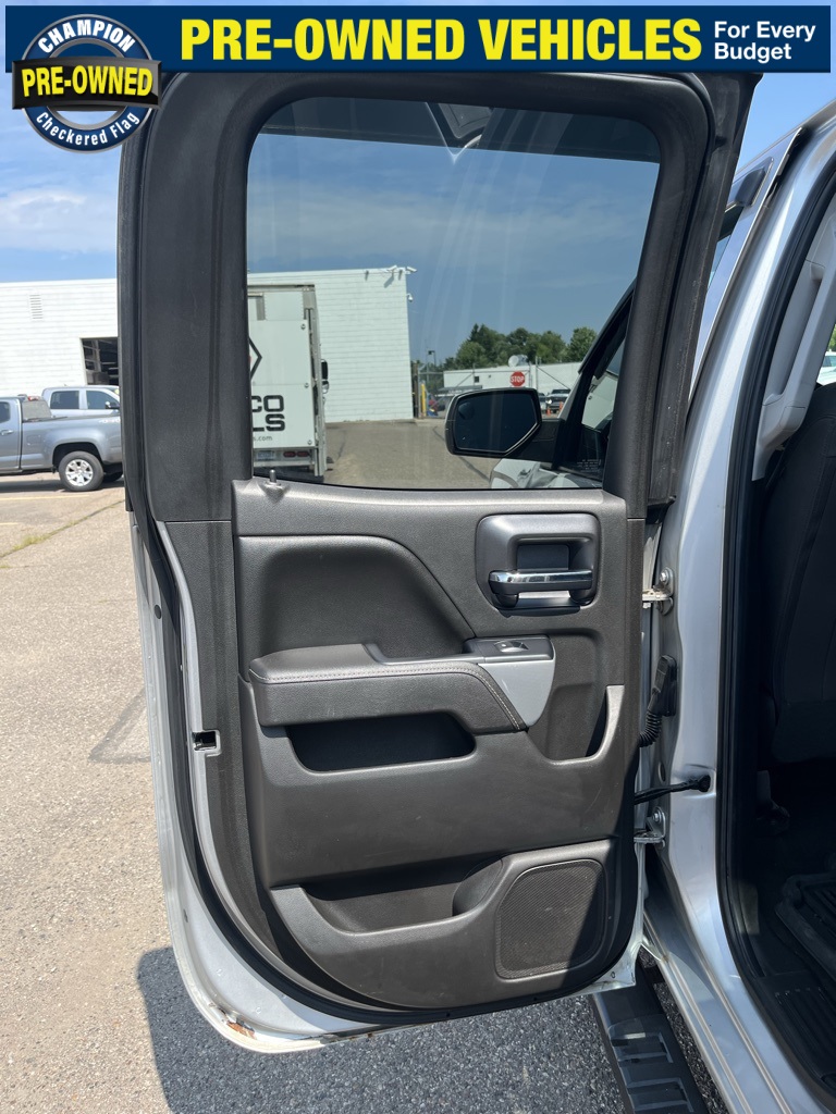 2017 Chevrolet Silverado 1500 LT2 photo 18