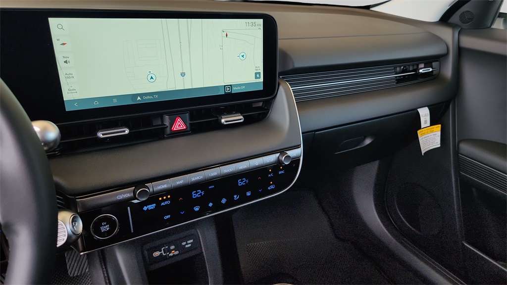 2025 Hyundai Ioniq 5 SEL photo 23
