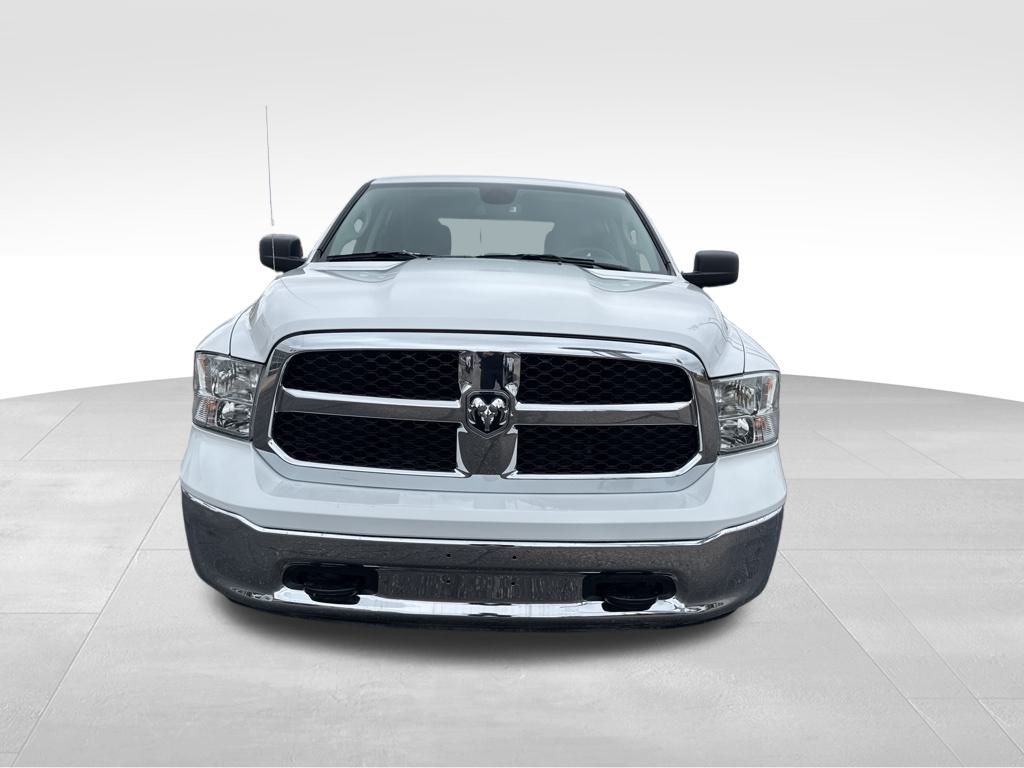 2023 Ram 1500 Classic SLT photo 3