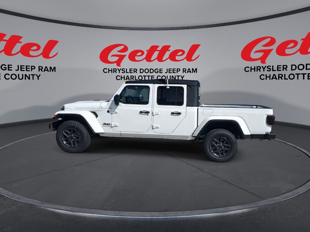 2025 Jeep Gladiator Sport S photo 3