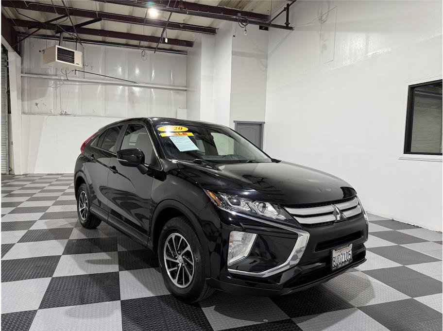 2020 Mitsubishi Eclipse Cross ES photo 2