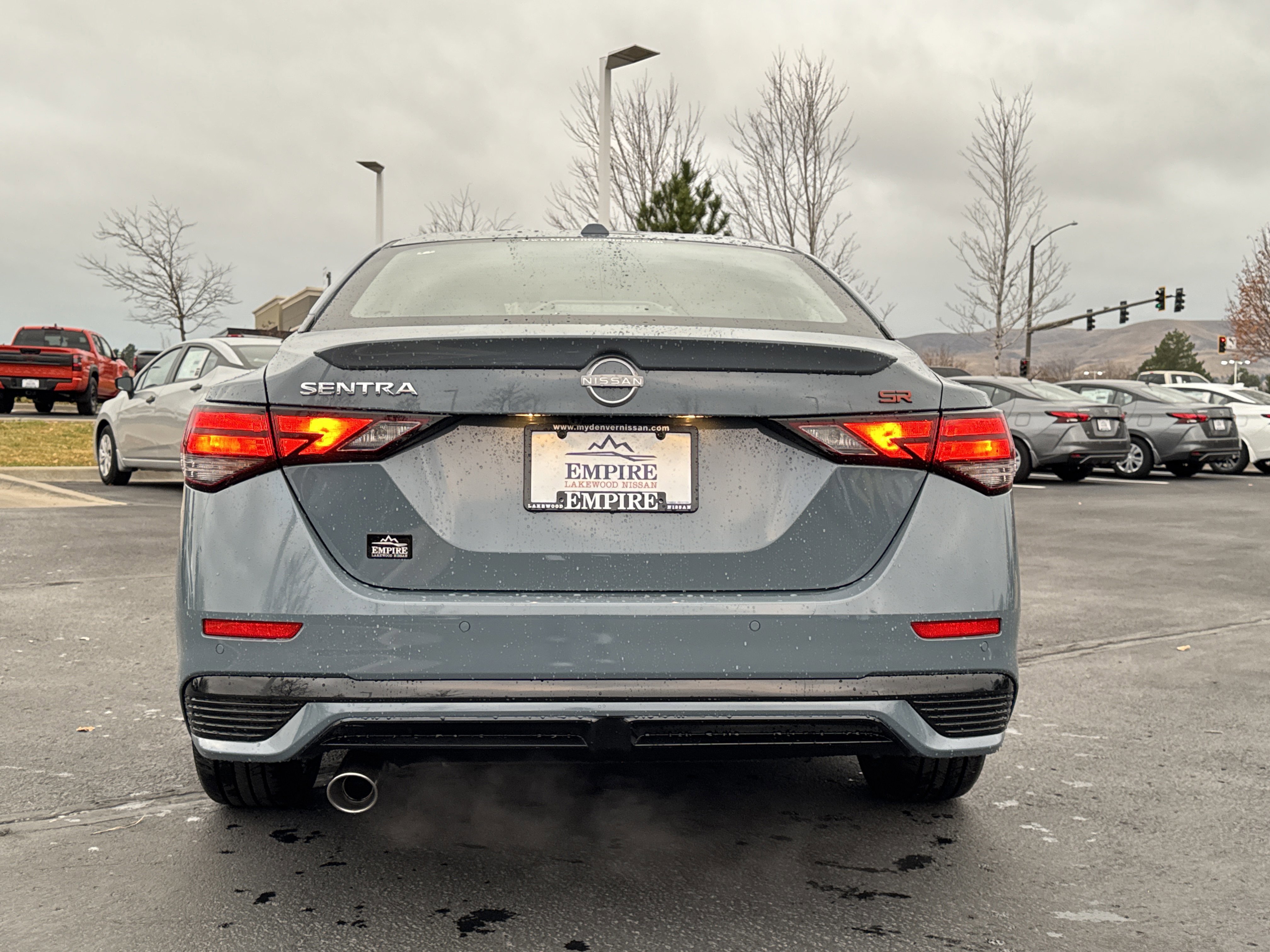 2025 Nissan Sentra SR photo 3