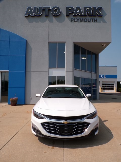 2022 Chevrolet Malibu 1LT photo 3