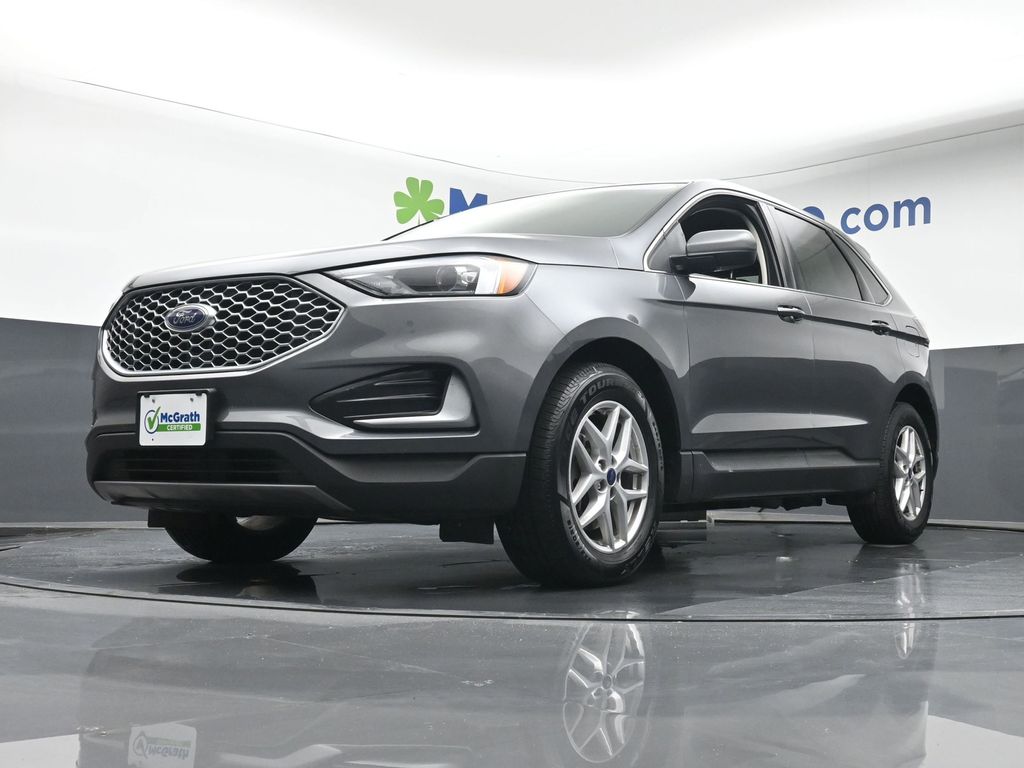 2024 Ford Edge SEL photo 4