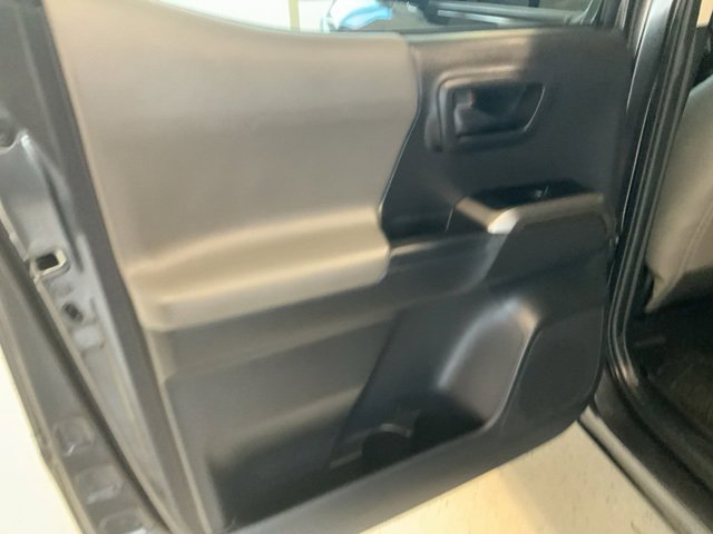 2022 Toyota Tacoma SR 4x4 photo 33