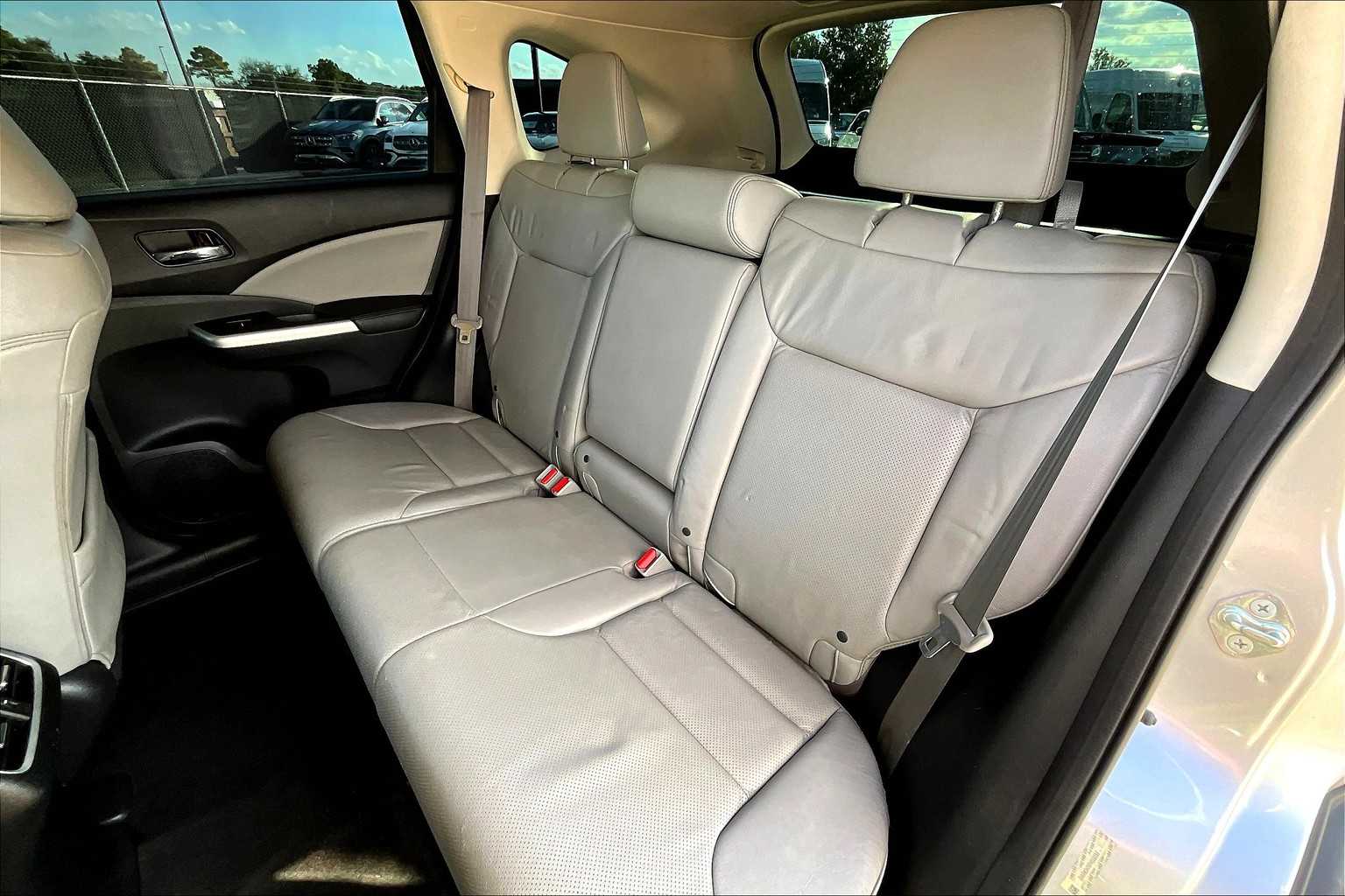 2015 Honda CR-V EX-L photo 17