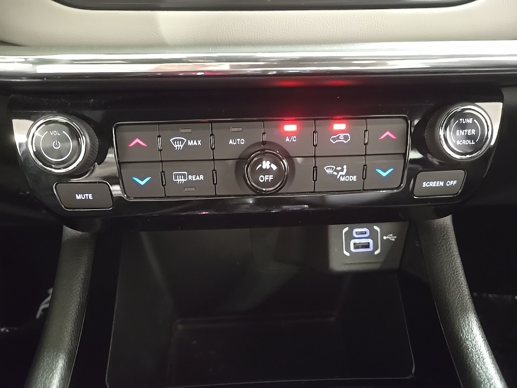 2024 Jeep Compass Limited photo 12